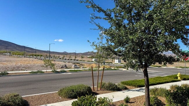 Building Photo - Smart, Stylish & Spacious – A Home That Ha...