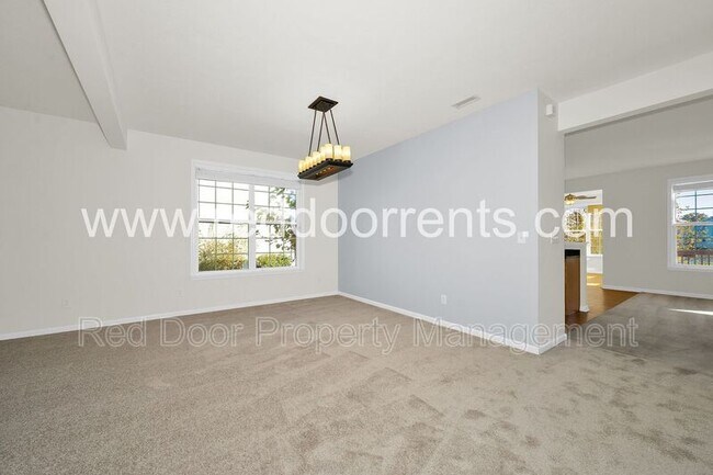 Building Photo - 7737 Solomon Dr