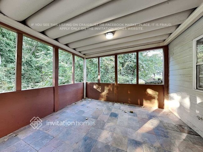 Building Photo - 2903 Cottesford Way SE