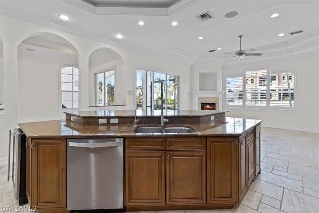 Building Photo - 405 Tradewinds Ave