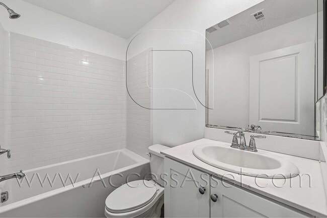 Building Photo - Beautiful Two-Story 4 Bed/3 Bath Home In Perris!