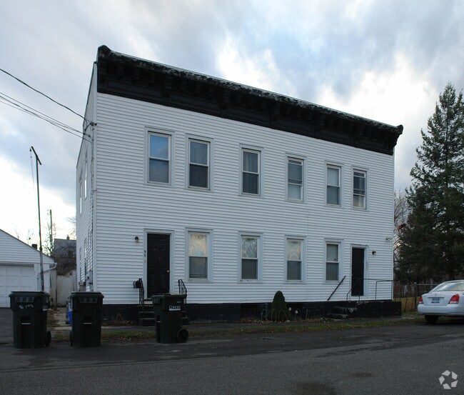 Building Photo - 98 Melville Ave