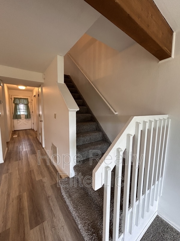 Building Photo - 954 Brant Hollow Ct