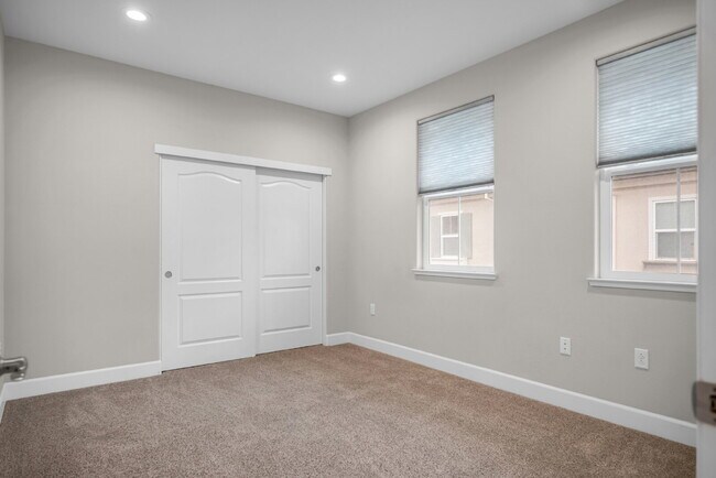 Building Photo - Available now | 3 bedroom + office | 3 full bath | Solar