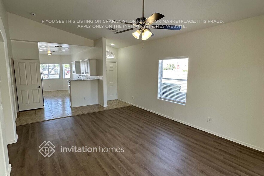 Building Photo - 15121 N 29th St