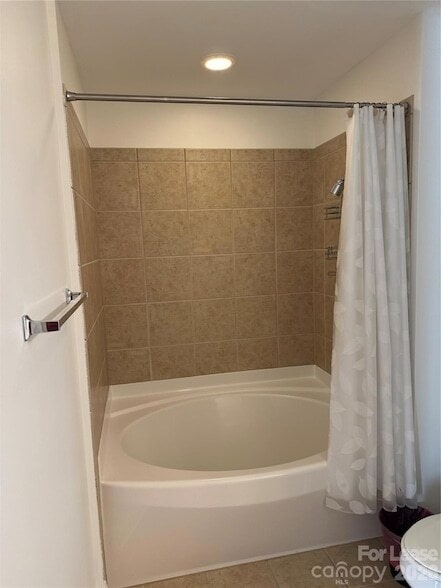 Building Photo - 4620 Piedmont Row Dr