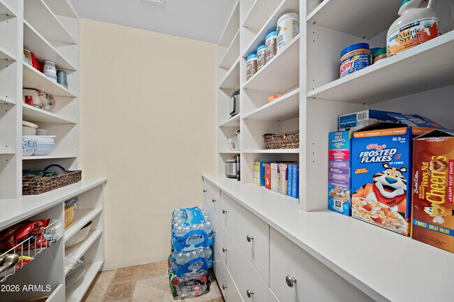 Building Photo - 9290 E Thompson Peak Pkwy