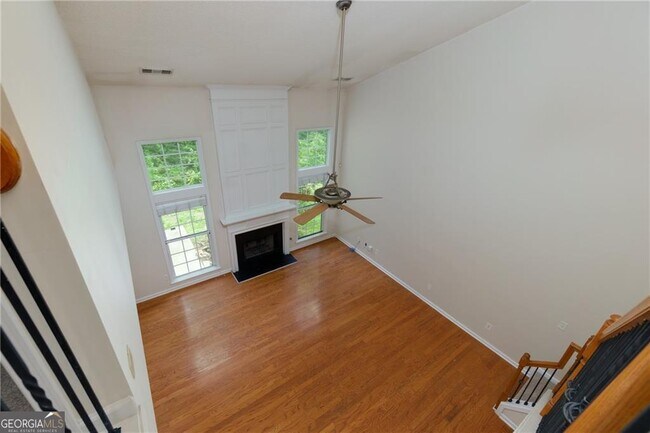Building Photo - 808 Plaintain Dr