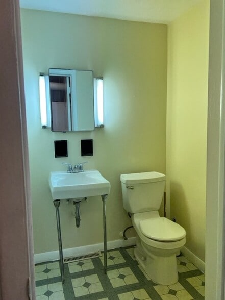 half bath - 3260 Buffalo Rd