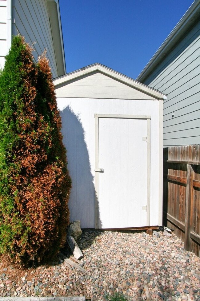 Building Photo - Beautiful 4 Bedroom Home in Stetson Hills!