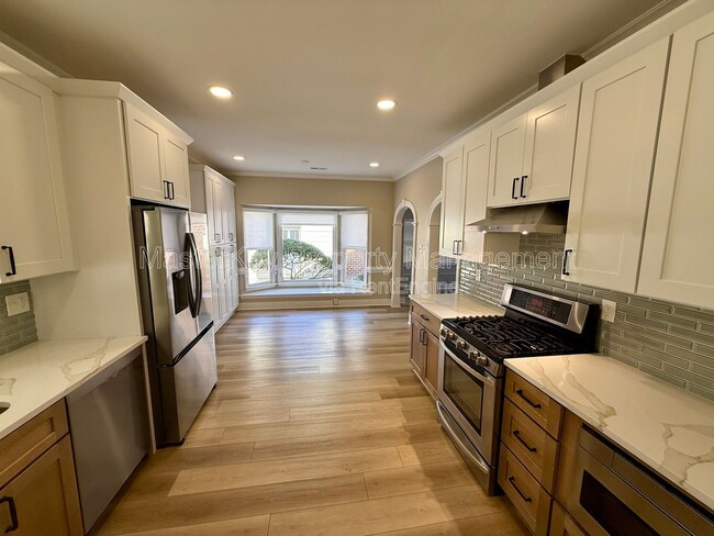 Building Photo - 101 Prestwick Pl