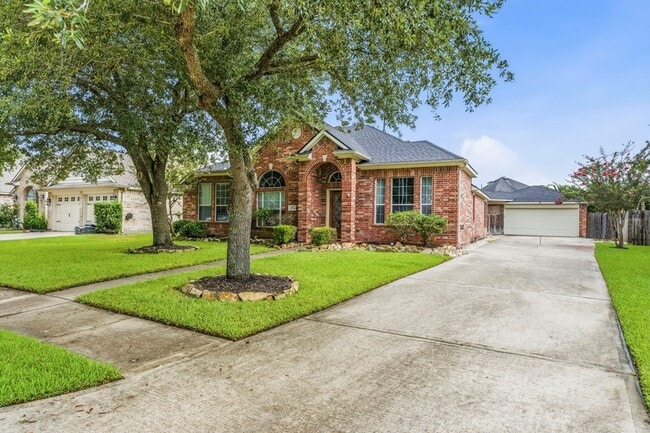 Building Photo - 27730 Geneva Hills Ln