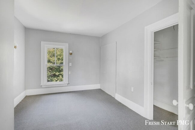 Building Photo - Charming 3-Bedroom Home in the Heart of Ka...