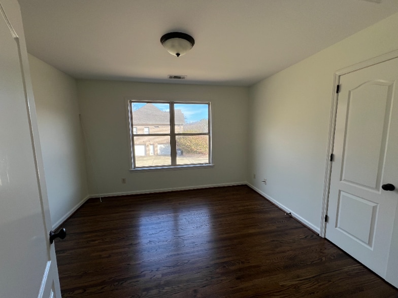 Building Photo - 1096 Long Leaf Lake Dr