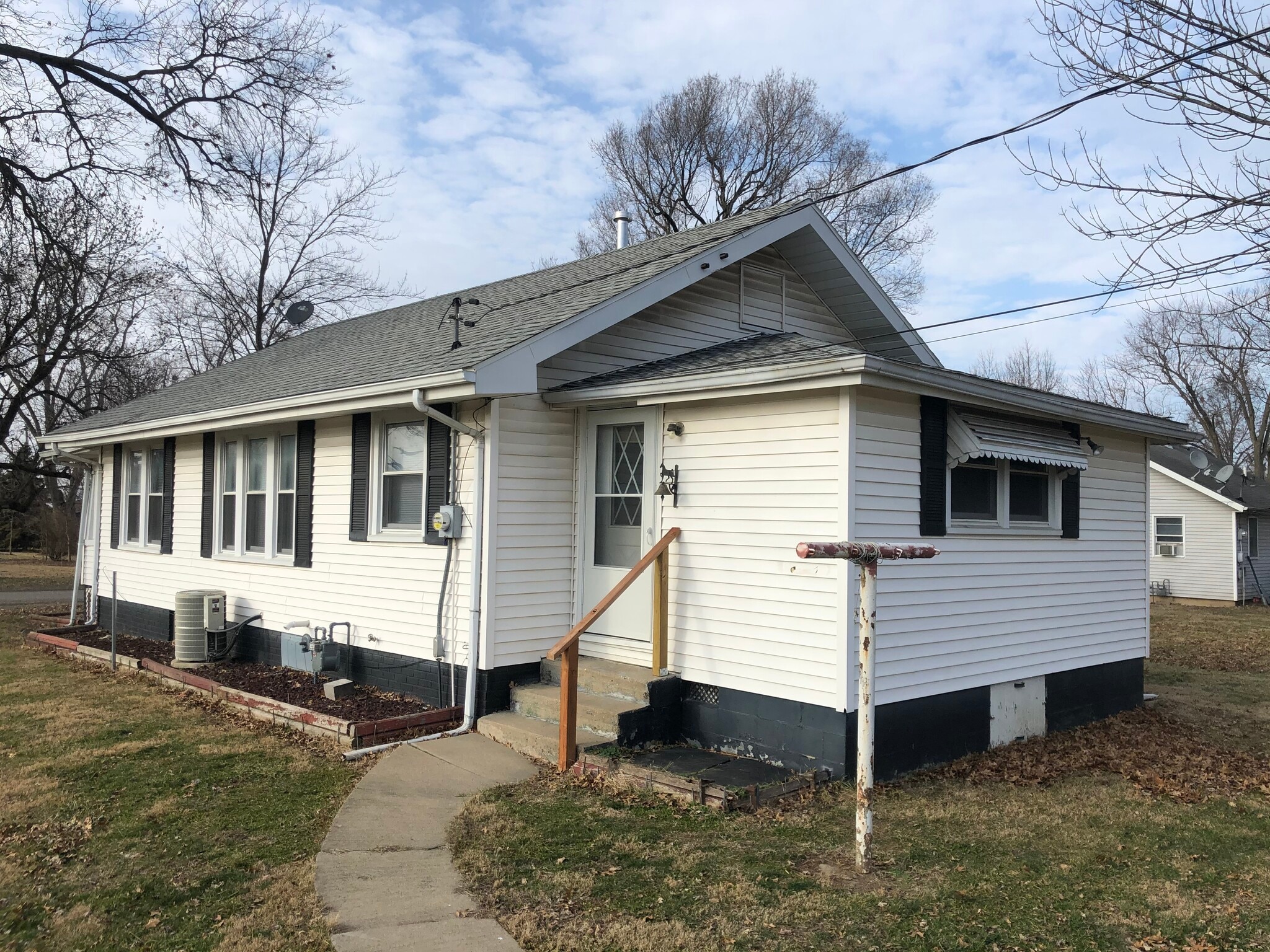 Rear Side - 1214 N 7th St