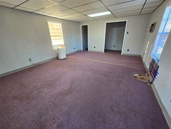 Building Photo - 1411 Dorsetshire Dr