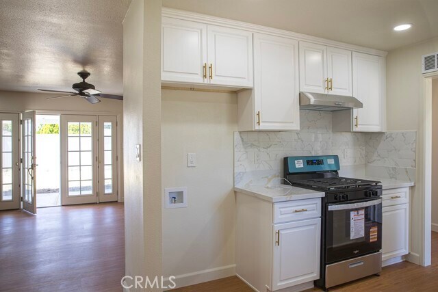 Building Photo - 10740 Coloma St