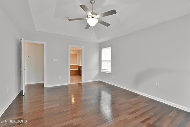 Building Photo - 3032 Oakwood Hills Ln