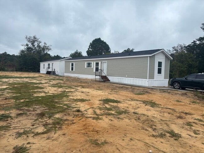 Primary Photo - 205 Plum Dr