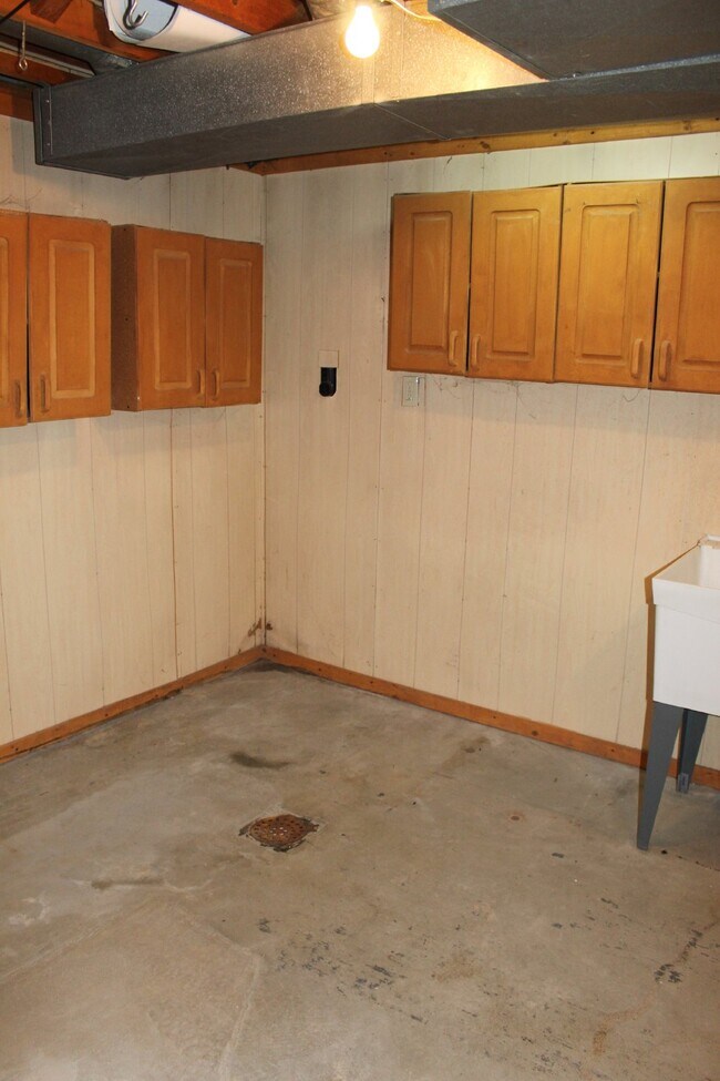 Building Photo - Adorable 2 Bedroom Townhome in Baldwin