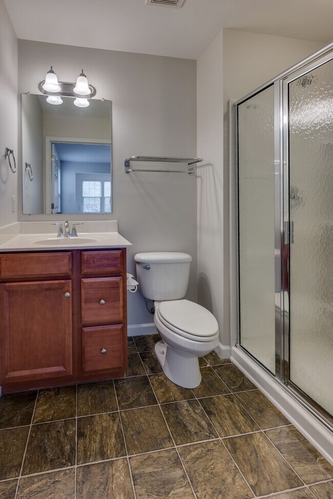 Building Photo - 2609 Jordan Ridge Dr