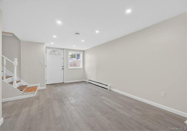 Building Photo - 149 Lewis Ln