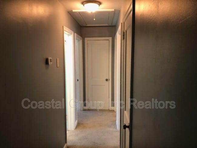 Building Photo - 1329 Calla Ave