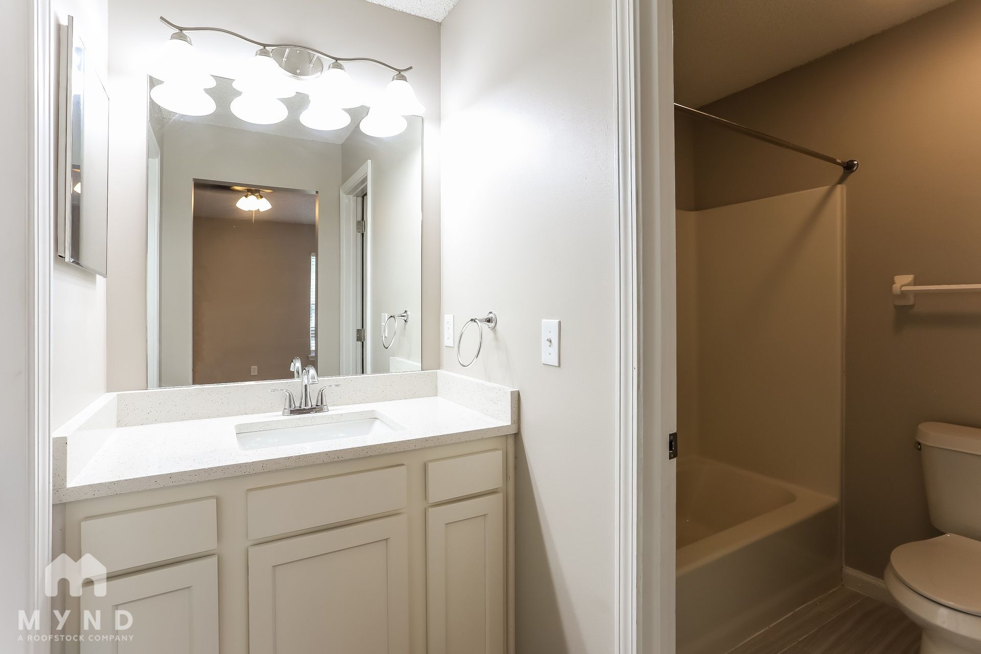 Building Photo - 3442 Volley Dr