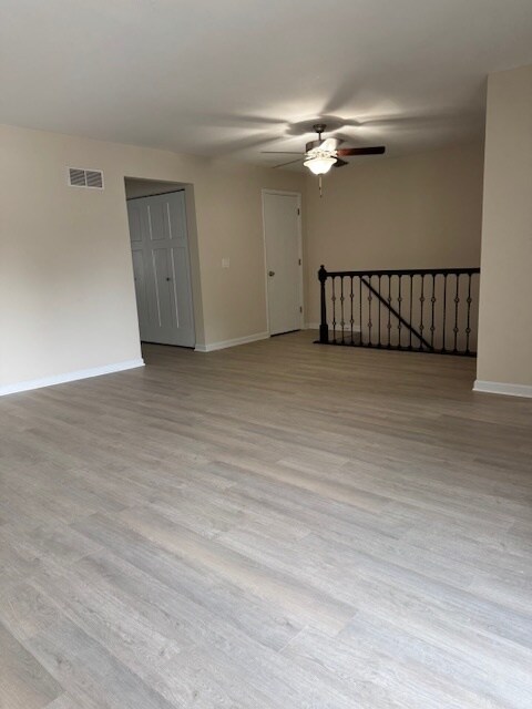 Building Photo - 529 Summer Winds Ln