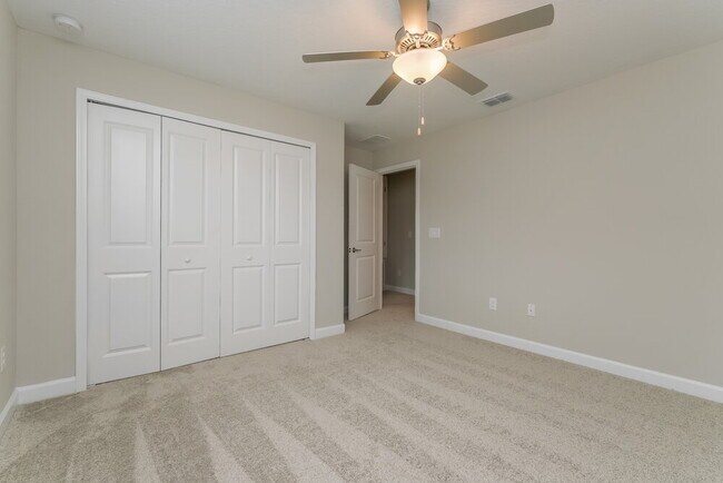 Building Photo - 2902 YellowHammer Wy