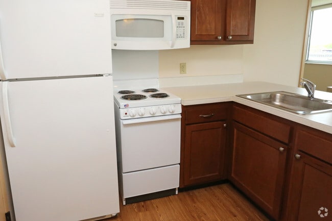 Building Photo - The Hillebrand House - Senior Living