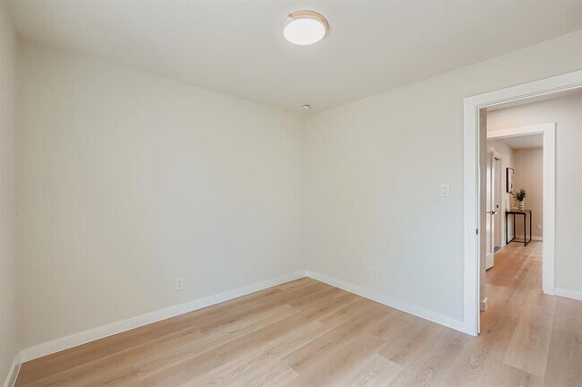 Building Photo - 7806 Whitsun Dr