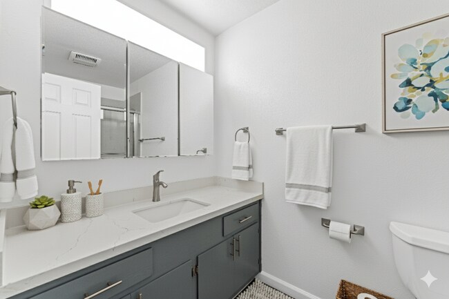 Building Photo - 55 Fairmount Ave