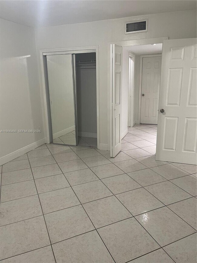 Building Photo - 7505 SW 82nd St