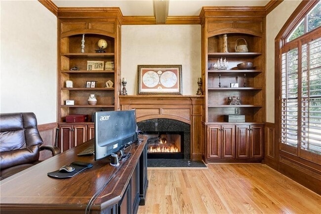 Building Photo - 6335 Howell Cobb Ct