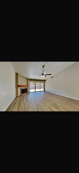 Building Photo - 462 Greenwood Ave NE