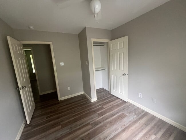Building Photo - Nice 3 Br. 2 Bath home in Ward