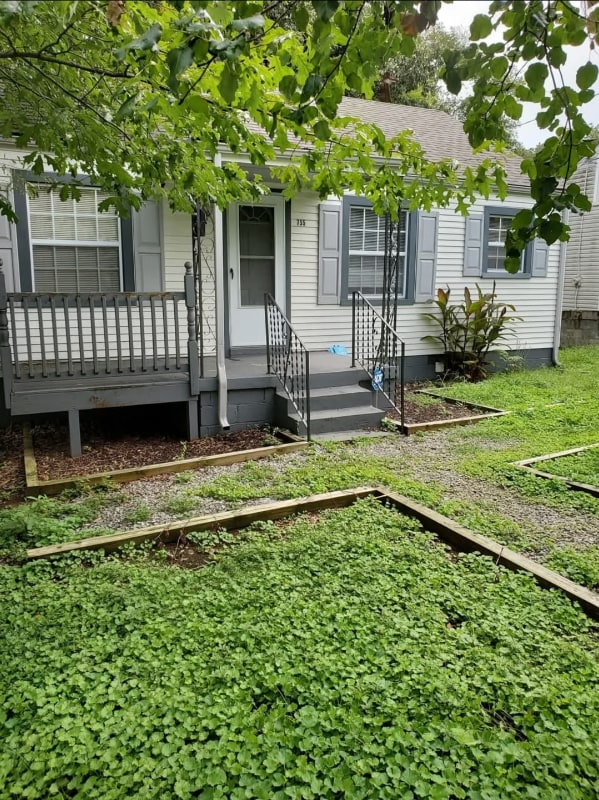 Building Photo - 755 Oakdell Ave