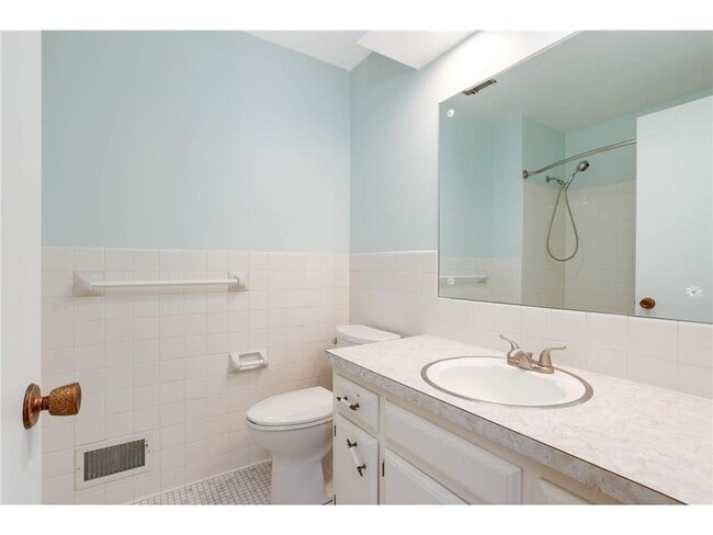 Building Photo - 8324 29th Ave N