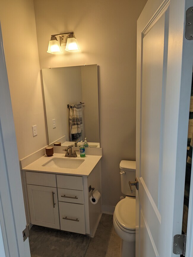 Building Photo - 1114 Gleason Way