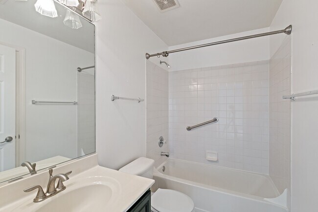 Building Photo - 2604 Sheehan Ct