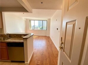 Building Photo - 169 Monsignor O'Brien Hwy