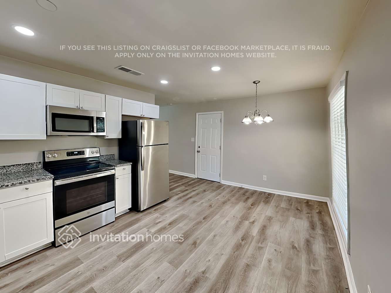 Building Photo - 2182 Chestnut Log Loop