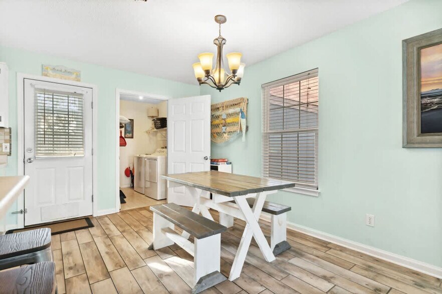 Building Photo - 17212 Front Beach Rd