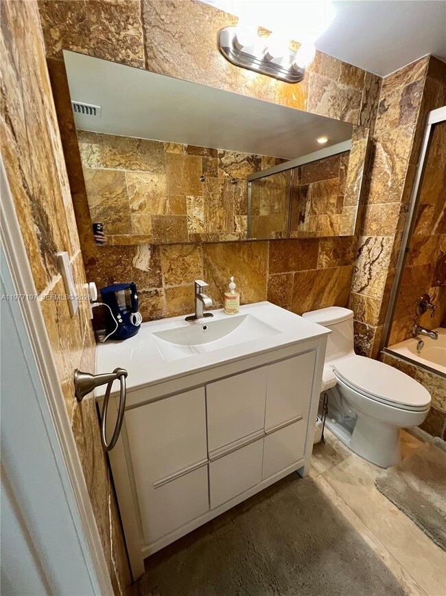 Building Photo - 90 Alton Rd