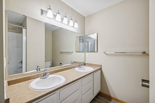 Floorplan - Cascade Pines Duplexes