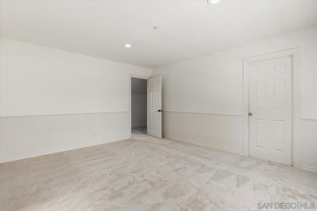 Building Photo - 512 S Granados Ave