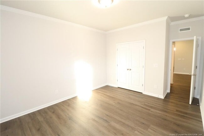 Building Photo - 1214 Rosefinch Dr