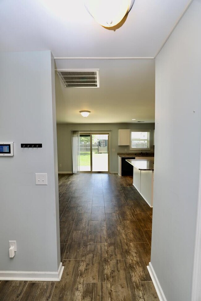 Building Photo - 1769 Ruger Dr