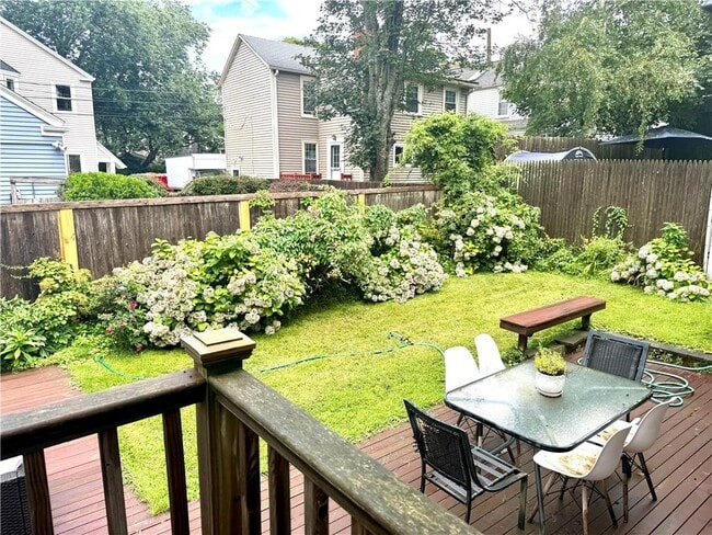 Building Photo - 26 S Baptist St